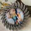 Brooches - Image 103