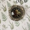 Brooches - Image 34